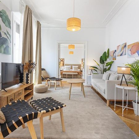 Apartamento Santa Ana Place En Madrid Exterior photo